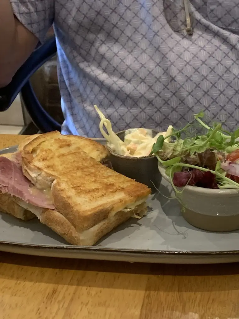 Menu_Illy’s Café Bistro_Cleveleys_image_6