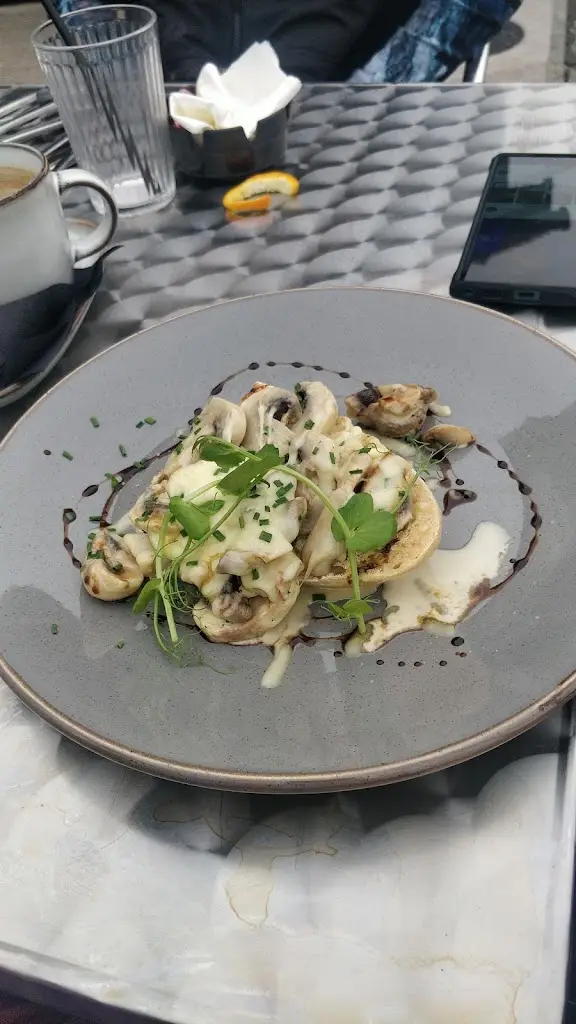 Menu_Illy’s Café Bistro_Cleveleys_image_8