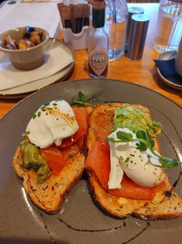 Menu_Illy’s Café Bistro_Cleveleys_image_9