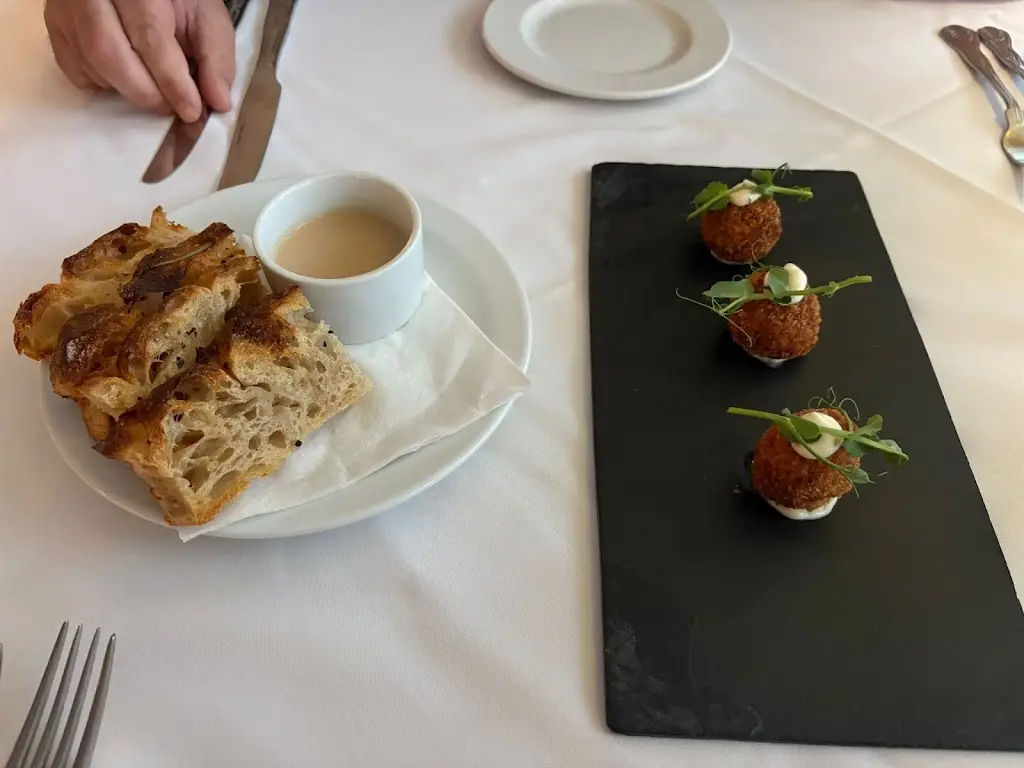 Ranfields Brasserie_Coggeshall_slider_image_3