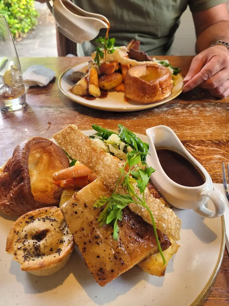 Stephanie Little_The Oaken Arms_Codsall_review