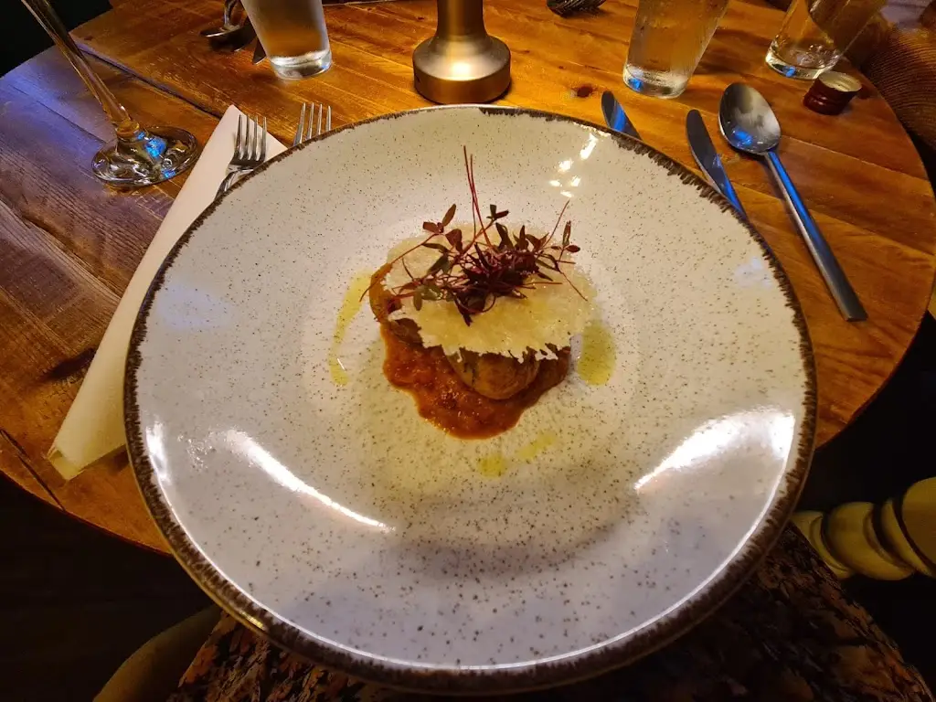 Karen Munro_White Horse Inn_Coleford_review