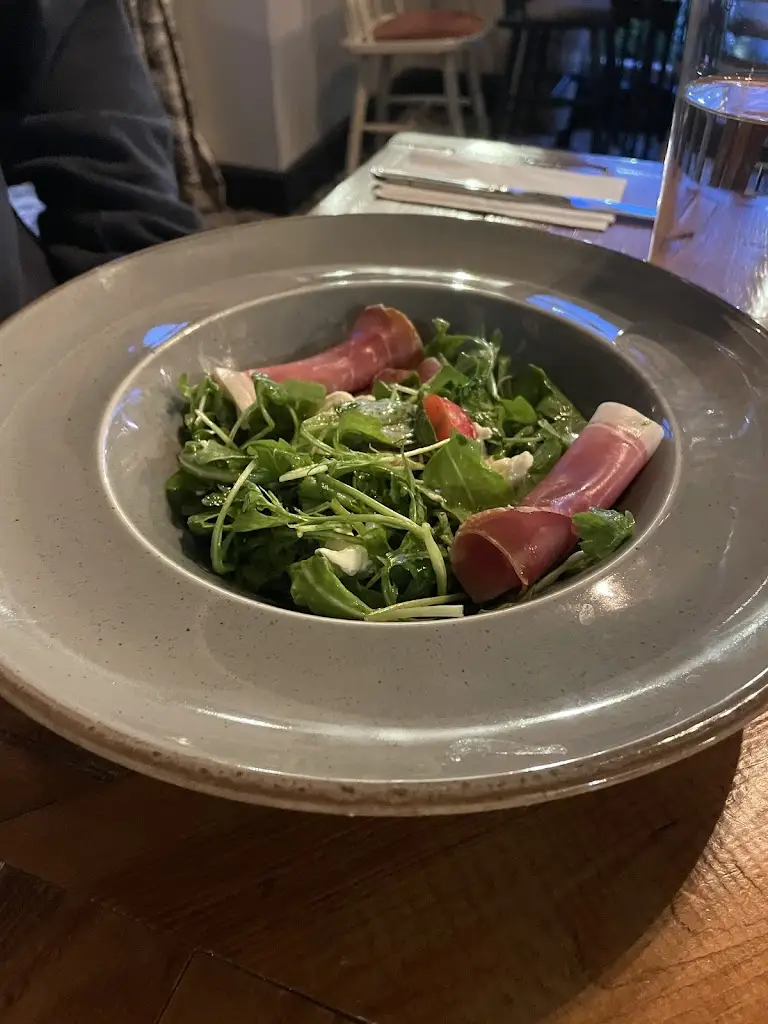 Cromwell's Collingham_Collingham_slider_image_2