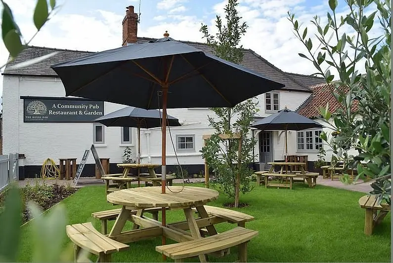 The Royal Oak Collingham Pub & Dining_Collingham_slider_image_3