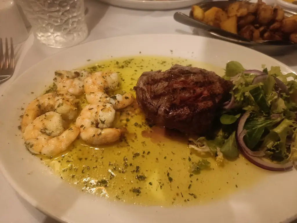 Vik Dowlul_Bellapais Steak House & Greek Restaurant_Colchester_review