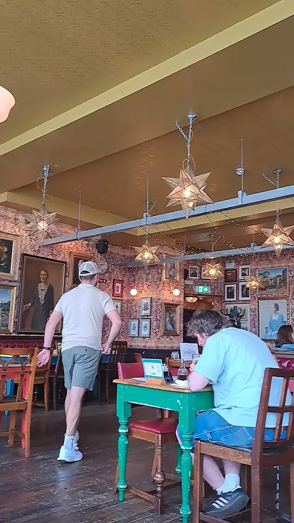 Romano Lounge_Colchester_slider_image_2