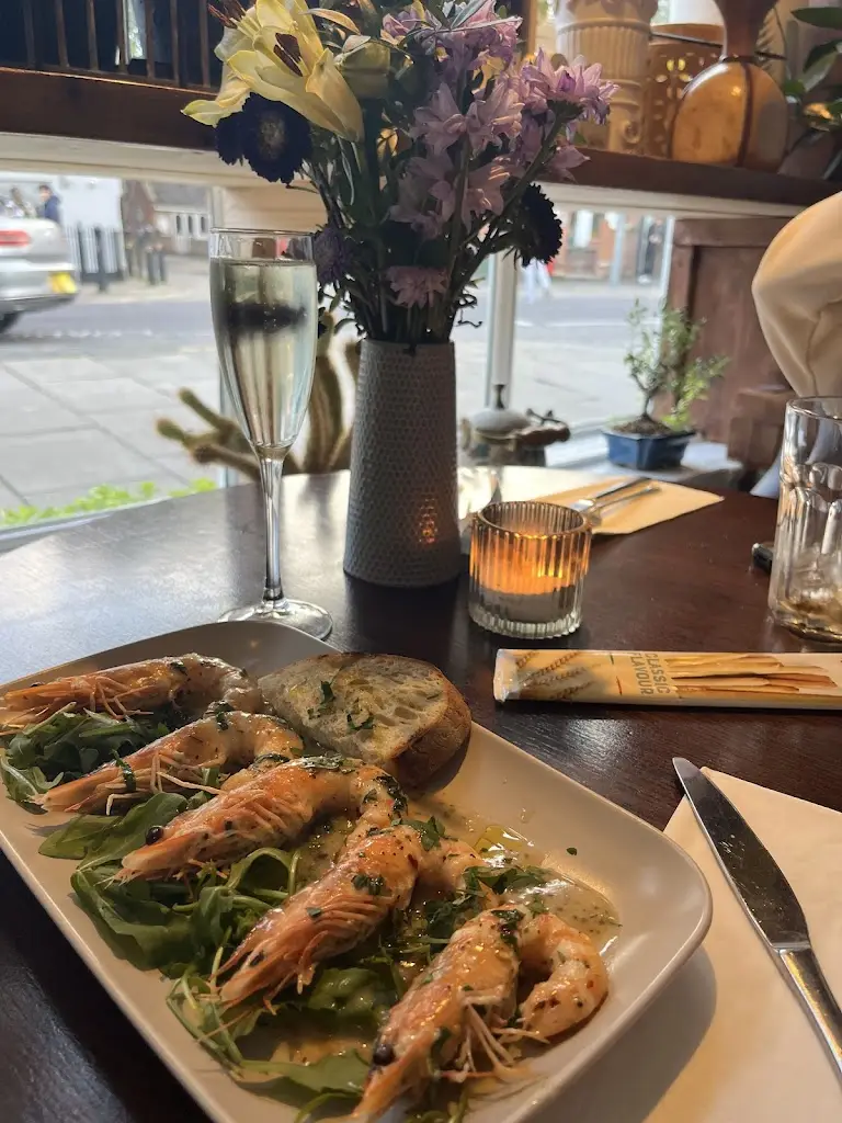 Ci Voleva_Colchester_slider_image_3