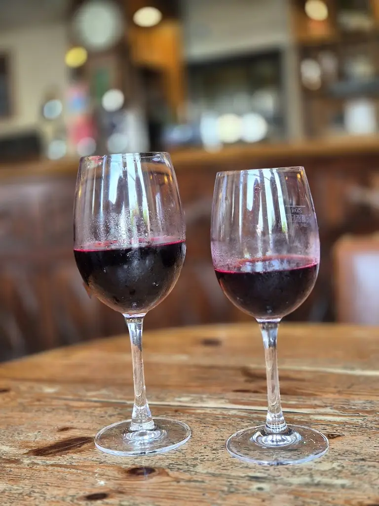 The Bear Hotel_Collingbourne Kingston_slider_image_3