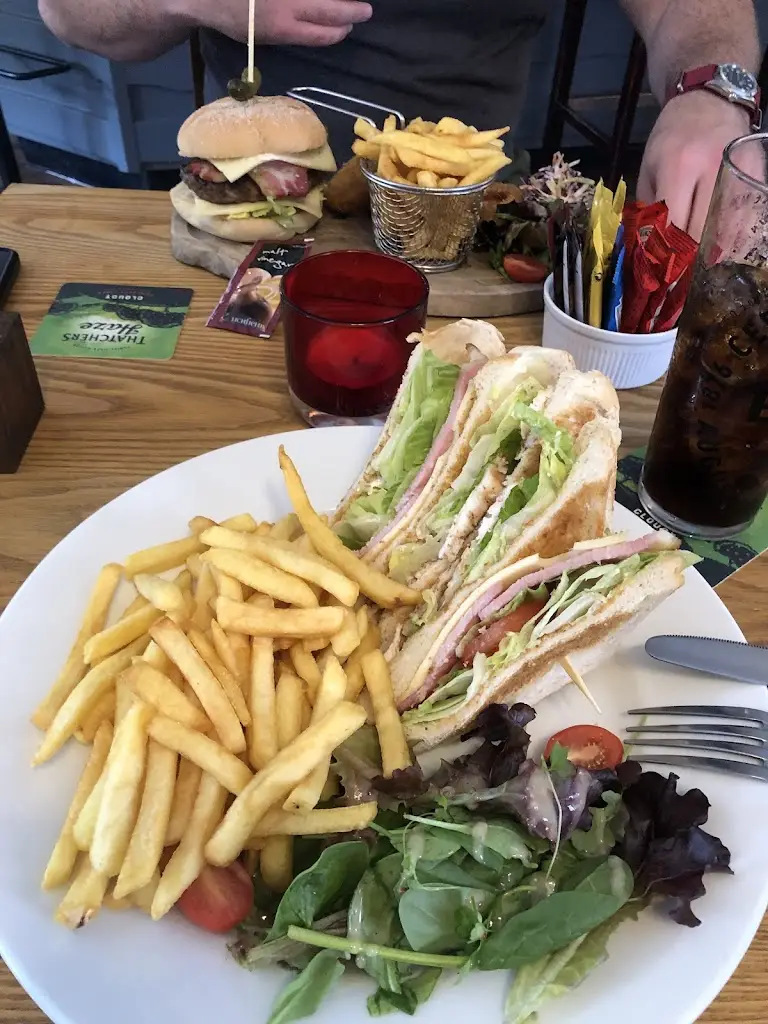 Kelsey Ireland_The Tipple Inn_Collingbourne Kingston_review