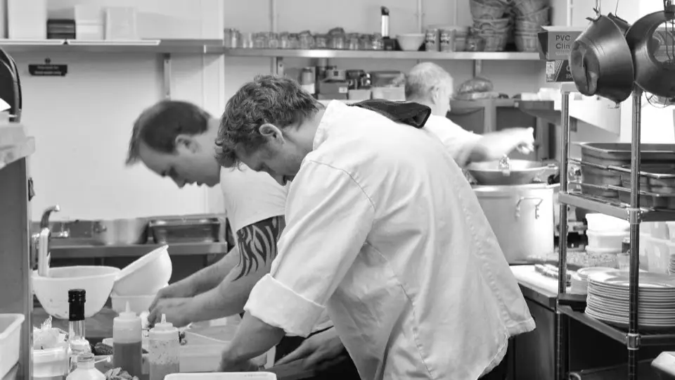 The Three Tuns, Great Bedwyn_Collingbourne Kingston_slider_image_3