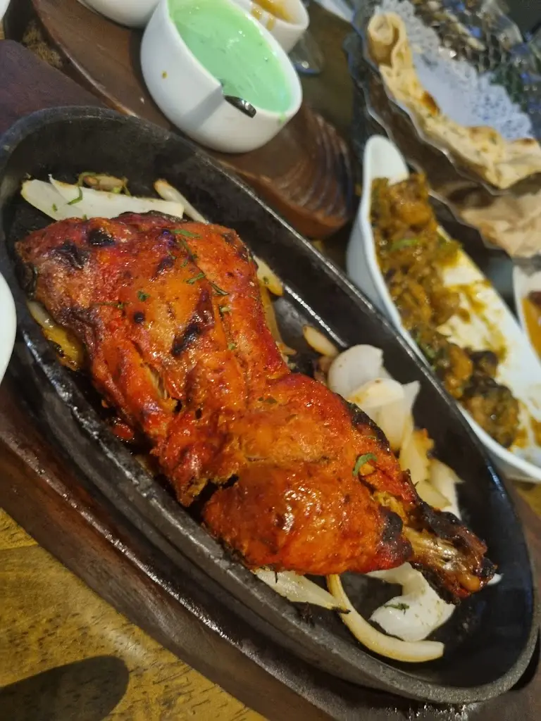 The Swinley_Ascot_slider_image_3