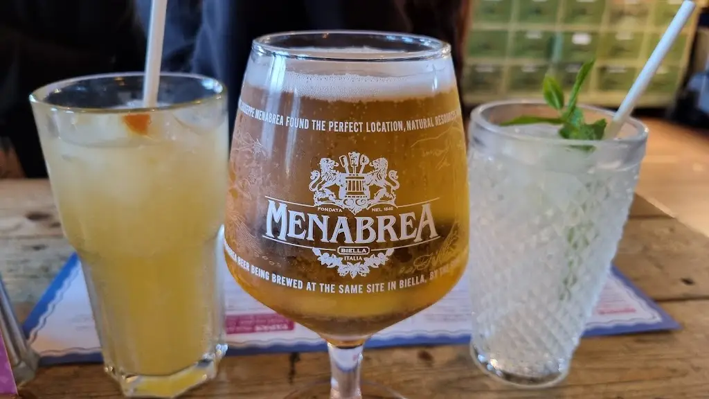 Paul Nas_Visto Lounge_Cockington_review