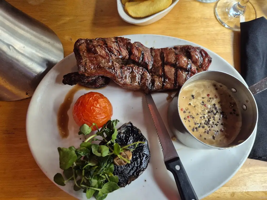 Legends At Steps_Cockington_slider_image_3