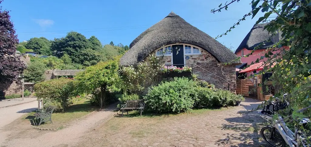 Lynne Hill_Cockington Country Park_Cockington_review