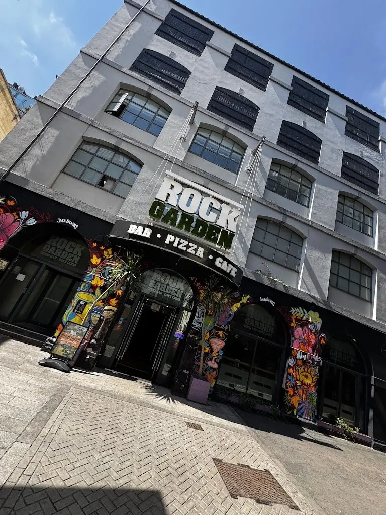 Rock Garden Cafe Bar_Cockington_slider_image_3