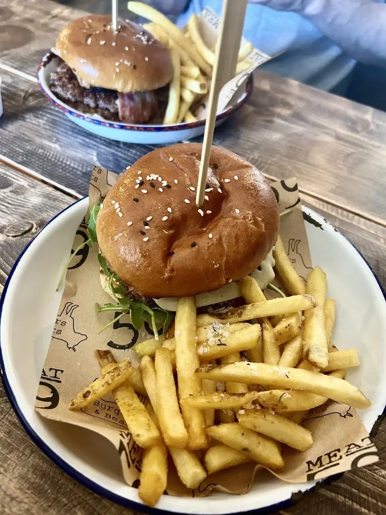 Becky B_MEAT59 Torquay_Cockington_review