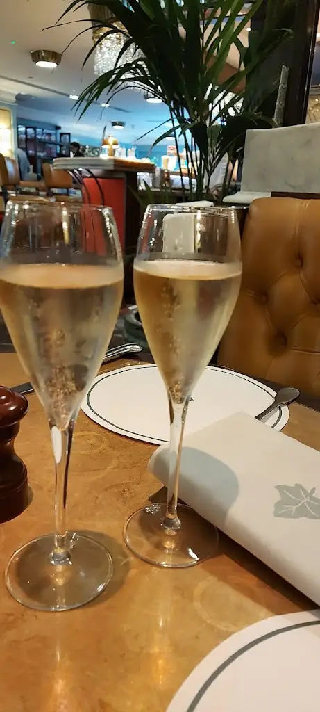 Menu_The Ivy Cobham Garden_Cobham_image_8