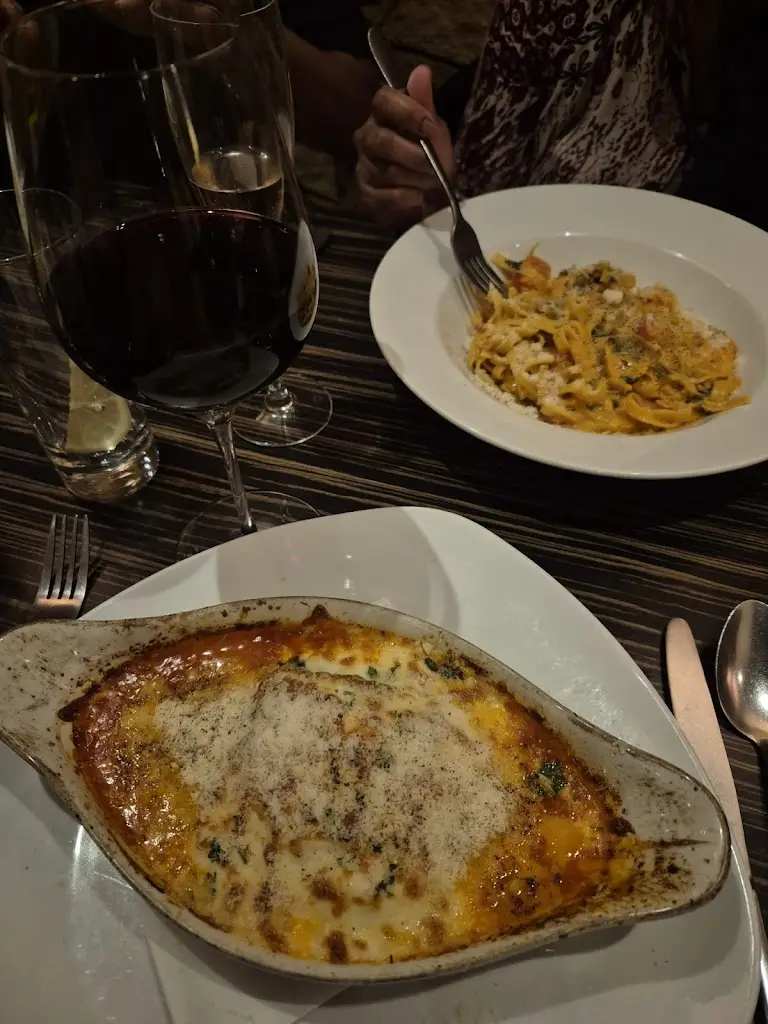 M MJ_A Casa_Cobham_review