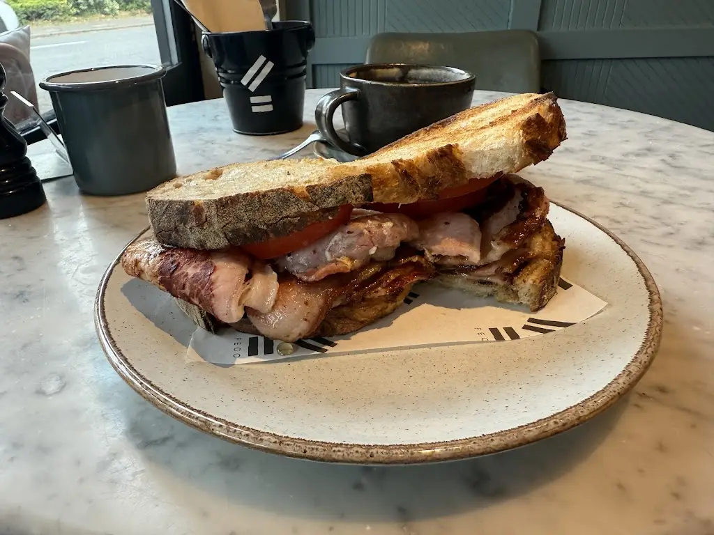 Michael Tee_Fego Restaurant Cobham_Cobham_review