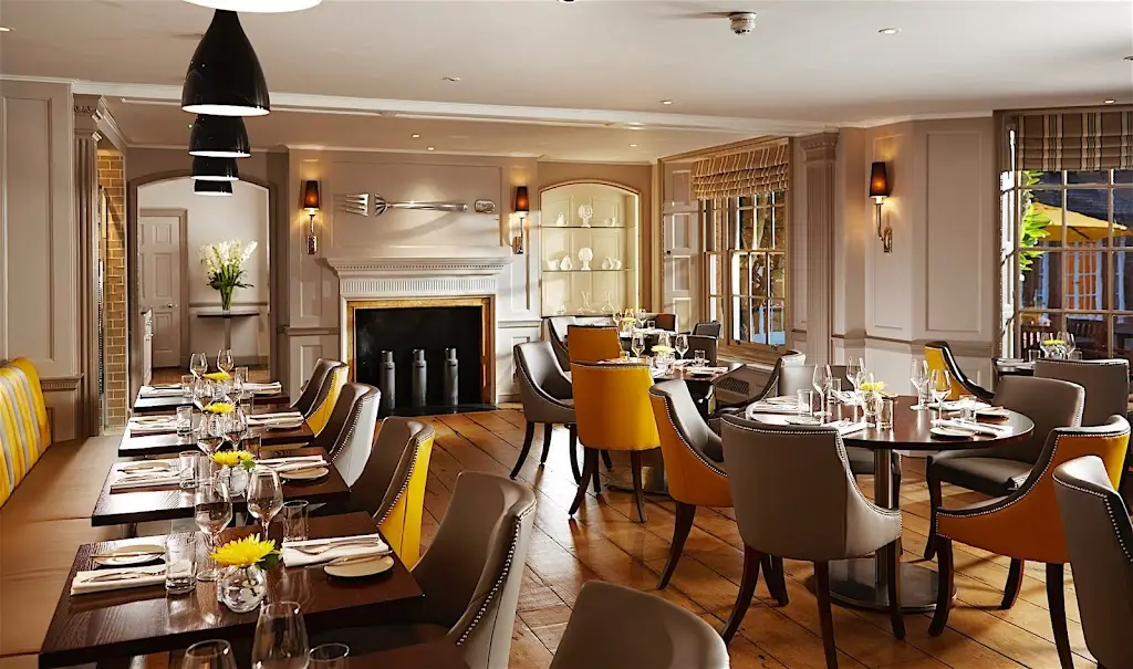 FORK_Ascot_slider_image_1