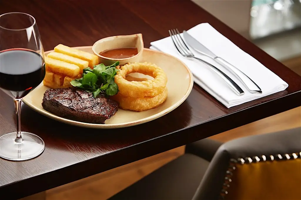 FORK_Ascot_slider_image_2