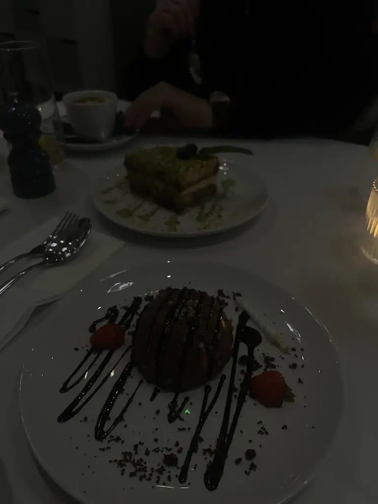 AimsRob_Ristorante Del Posto_Cobham_review