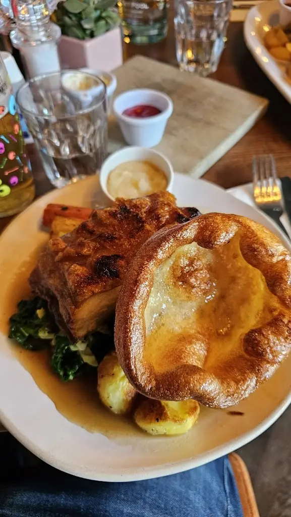 Menu_The Bear_Cobham_image_9