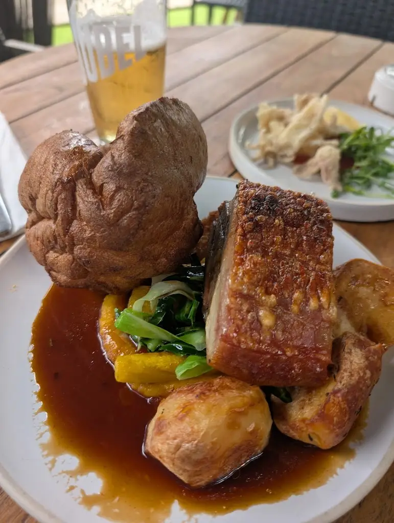 Rahul Sunuwar_The Bear_Cobham_review