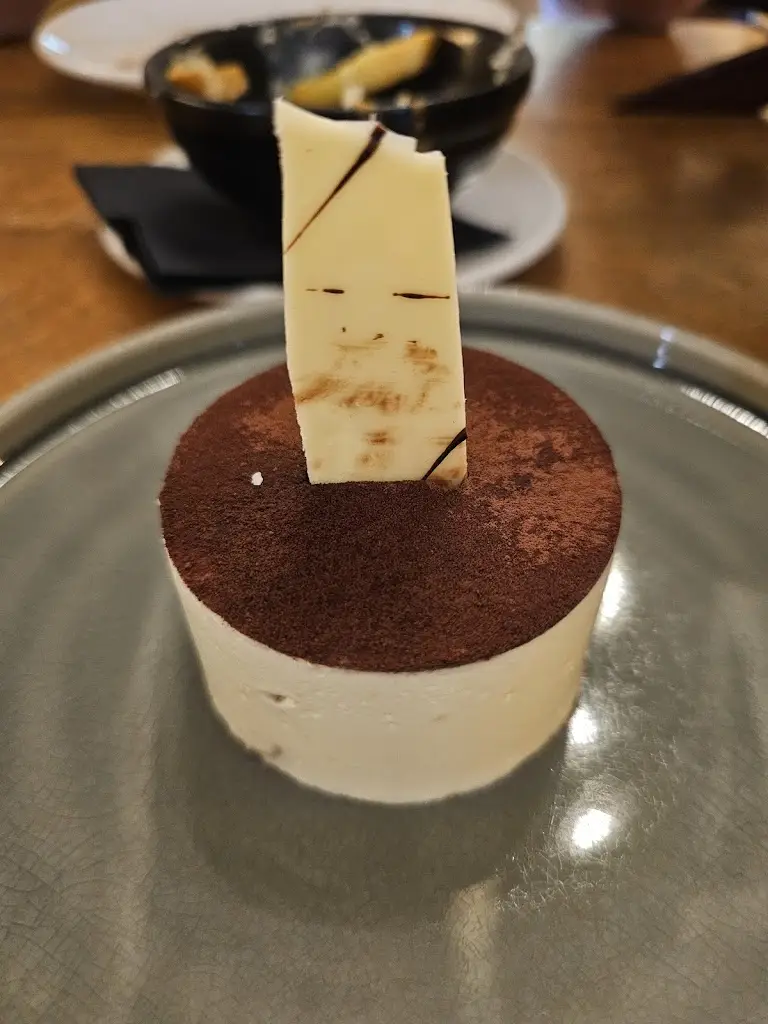 Edith Wong_The Plough Inn_Cobham_review