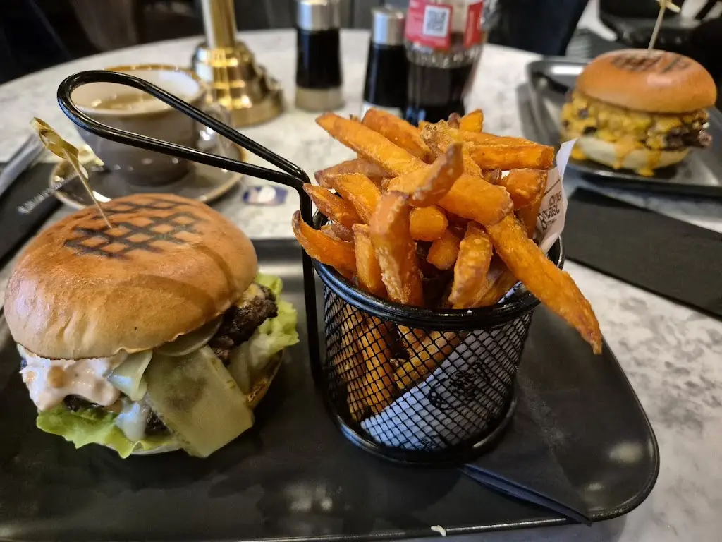 Menu_Gourmet Burger Club - Cobham_Cobham_image_2