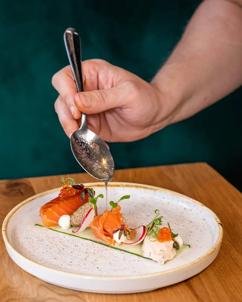 Menu_Seven Hills Restaurant, Bar & Terrace_Cobham_image_7