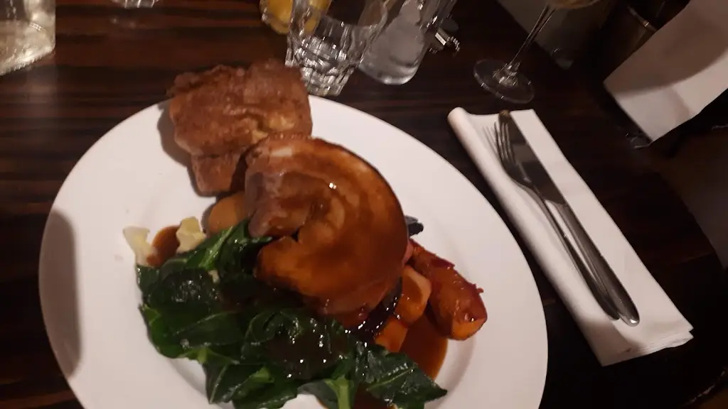 Menu_The Black Swan_Cobham_image_8