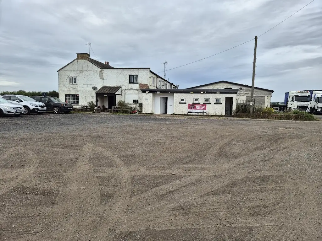 The Old Fox Truckstop Ltd_Colsterworth_slider_image_3