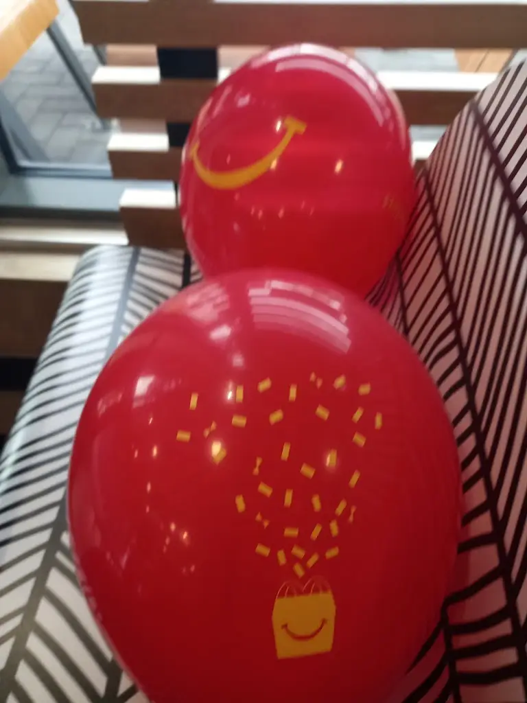 JONATHAN BOWLES_McDonald's_Colsterworth_Bewertung