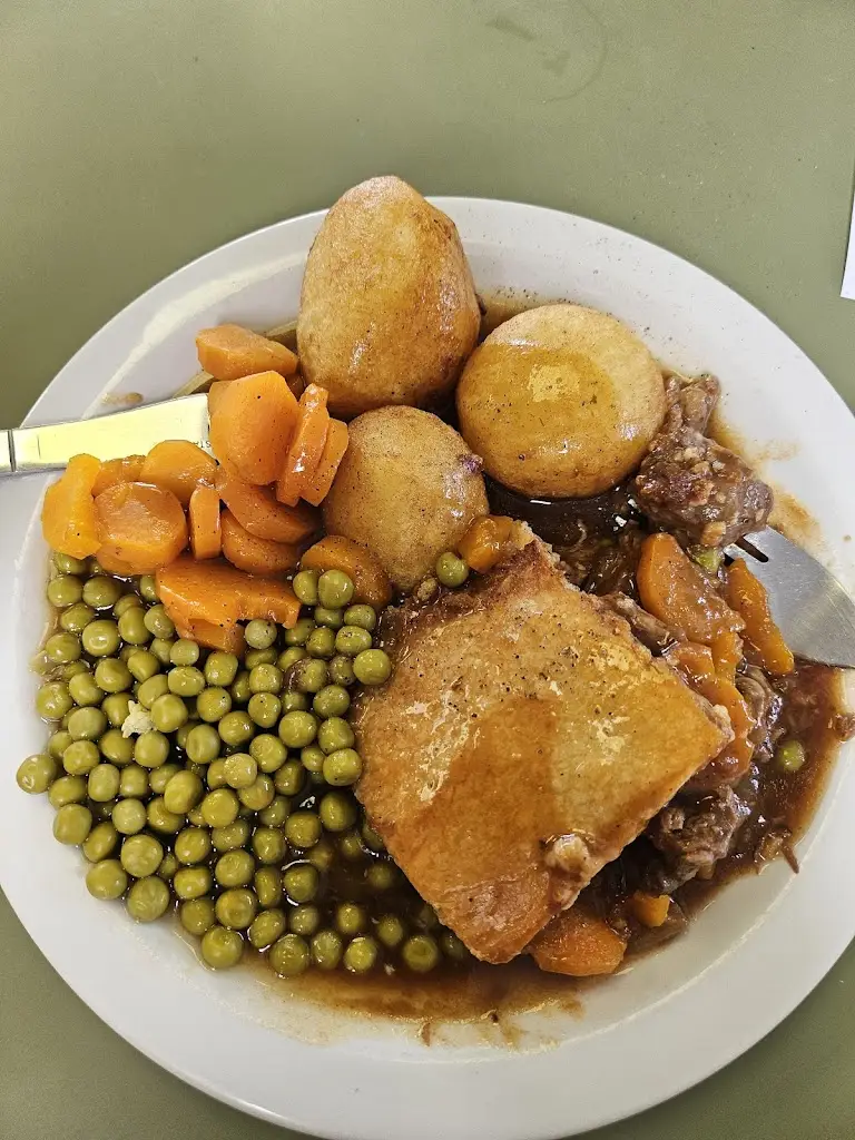 Riverside Transport Cafe_Colnbrook_slider_image_3