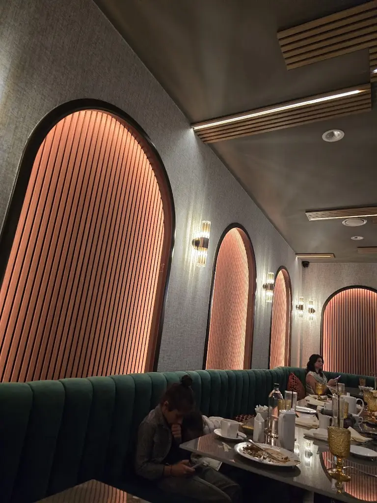 Rick James_Mova Group - Restaurant_Colnbrook_review