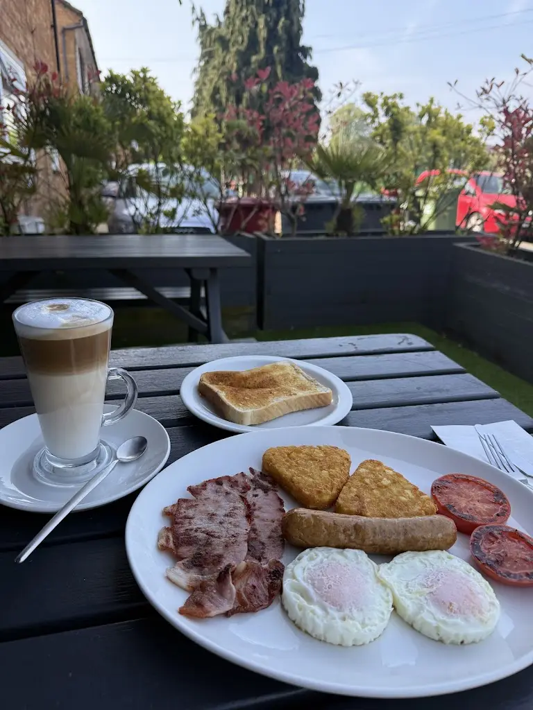 ASL Choi_Fat Boys Cafe_Colnbrook_review