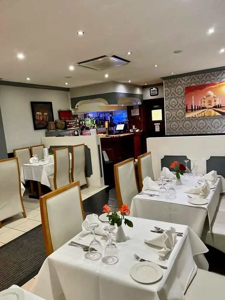 The Taj Mahal_Colnbrook_slider_image_1