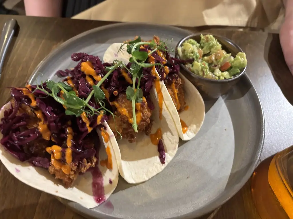 Jamie Sinclair_The Three Horseshoes_Comberton_review