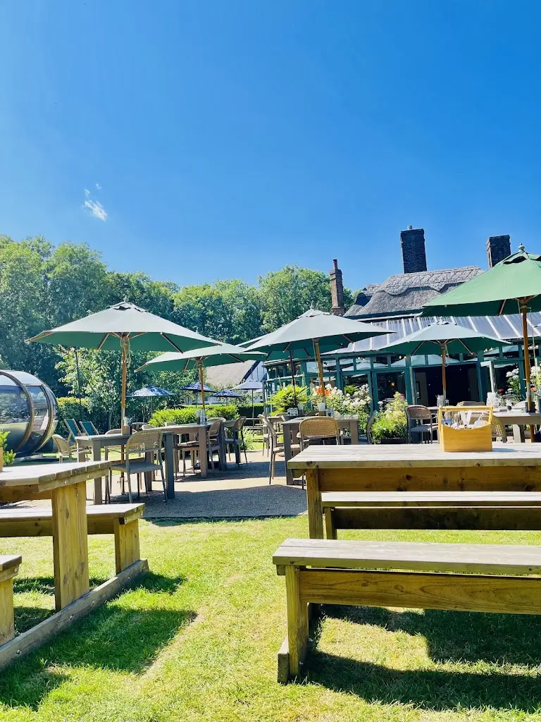 Dovydas Kavaliauskas_The Three Horseshoes_Comberton_review