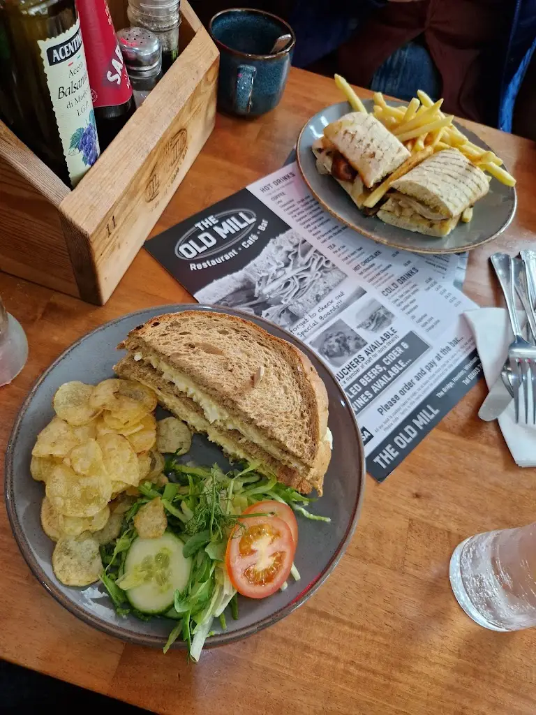 The Old Mill Restaurant & Cafe_Coltishall_slider_image_3