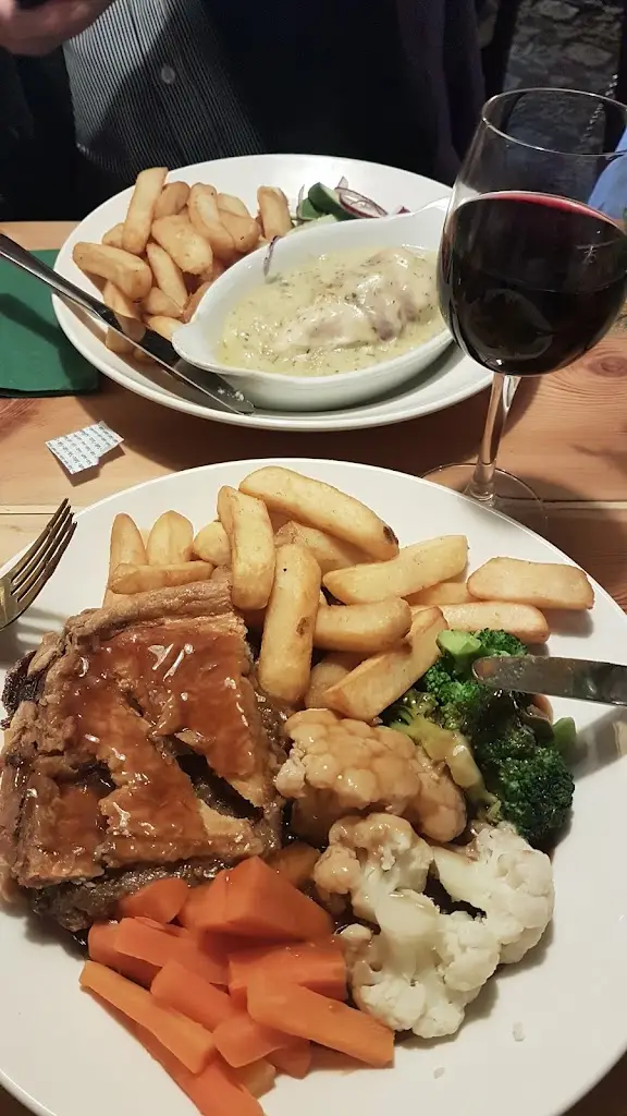 Menu_The White Horse Crostwick_Coltishall_image_8