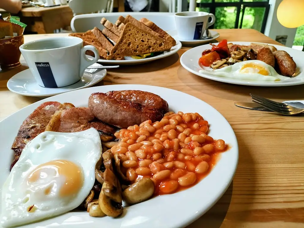 Ash Grey (Eating_Out_Norwich)_A Piece Of Cake_Coltishall_review