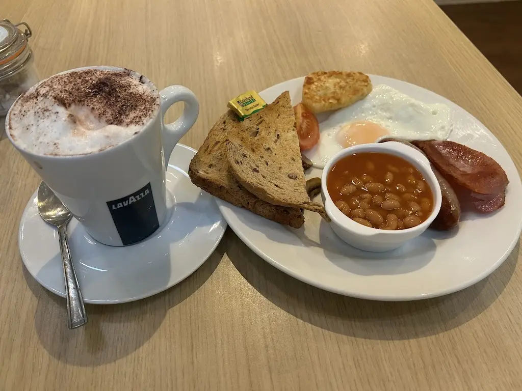 A Piece Of Cake_Coltishall_slider_image_3