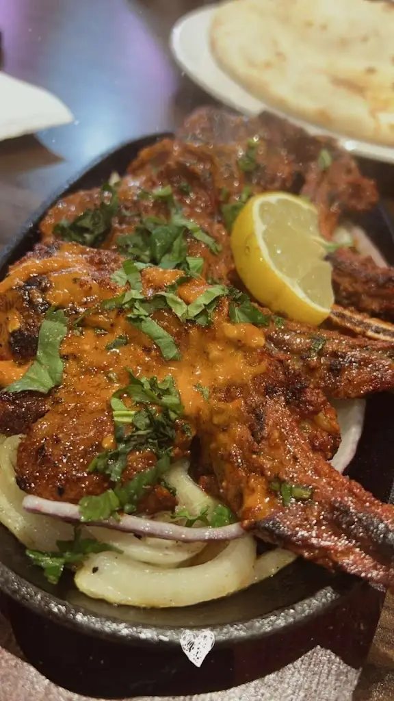 Menu_Kebabish Original _Collier Row_image_3