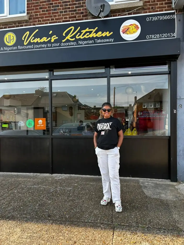 Vina's Kitchen_Collier Row_slider_image_3