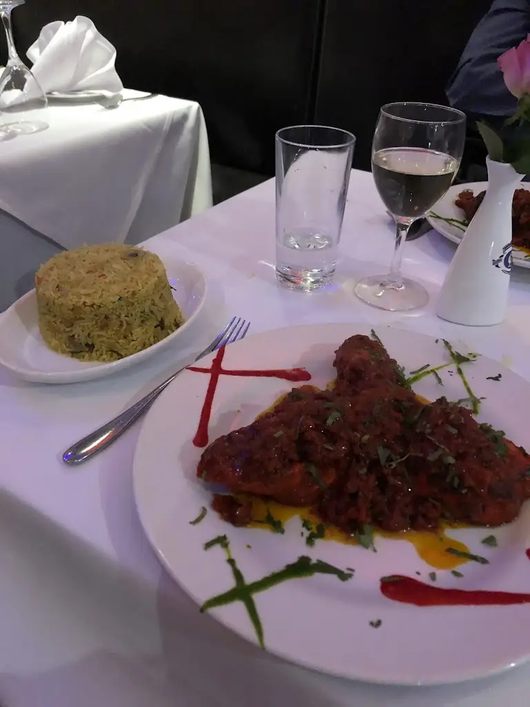 Menu_Light of India_Collier Row_image_7