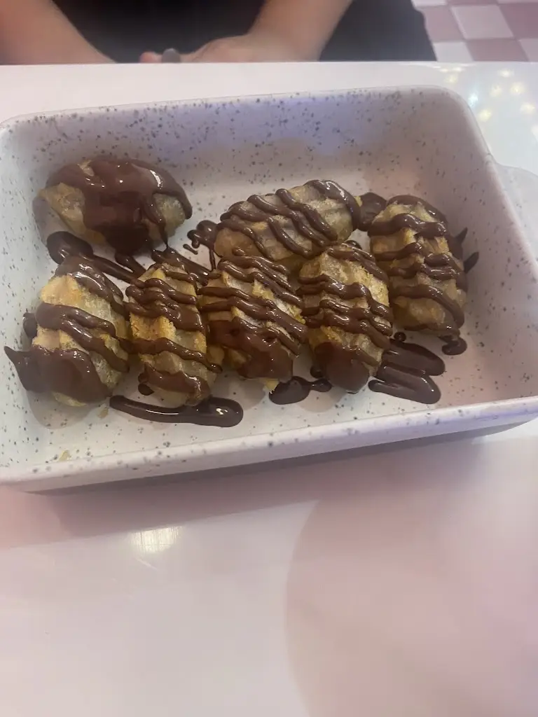 Junior Trikamji_Bhai's Dessert Bar LTD_Collier Row_review