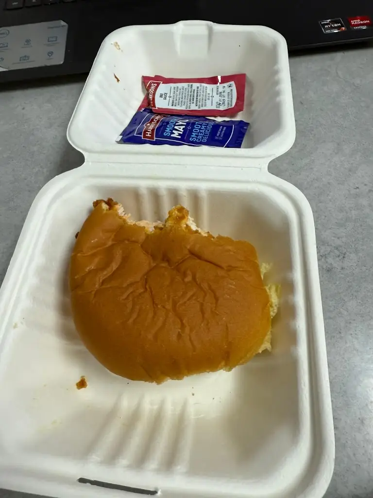 Umair Riaz_12th Street Burgers_Collier Row_review