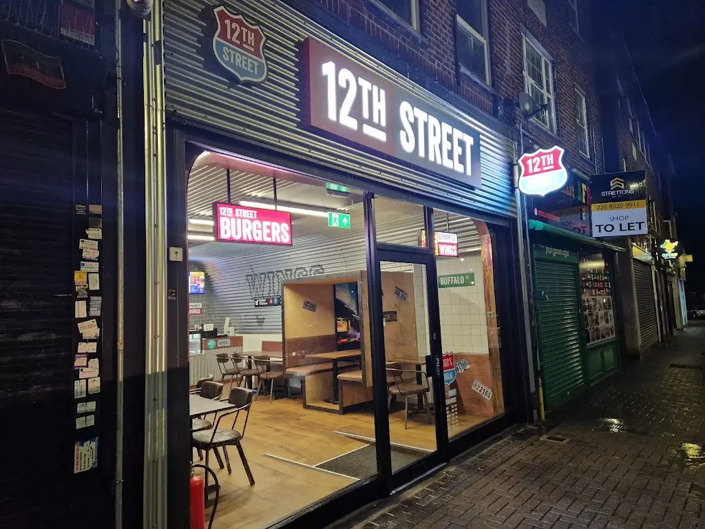 12th Street Burgers restaurant in Collier Row